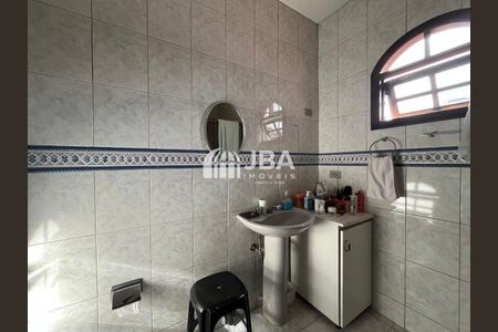 7_photo/94dcfbbf2d.6a6352fa2cb3f7a9-ATLAS-8f8c54e5-ca0f-4dba-8aa5-2aec36f537c0.jpg de casa à venda com 0 quarto, 203m² em Sítio Cercado, Curitiba