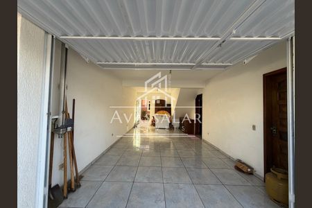 5_photo/94dcfbc031.f0ecc906b832f777-ATLAS-006c6365-5944-47b1-8cd9-6e7c4c0a3cc4.jpg de casa à venda com 1 quarto, 243m² em Sítio Cercado, Curitiba