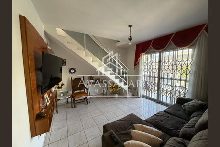 13_photo/94dcfbc031.f0ecc906b832f777-ATLAS-3e6d2d6a-1d11-44de-8be2-b3a9d9e637f2.jpg de casa à venda com 1 quarto, 243m² em Sítio Cercado, Curitiba