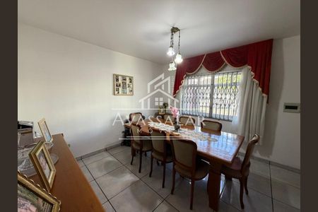 11_photo/94dcfbc031.f0ecc906b832f777-ATLAS-6fc0376b-35ac-4792-8394-0f27802d4620.jpg de casa à venda com 1 quarto, 243m² em Sítio Cercado, Curitiba