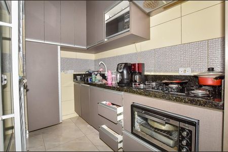 11_photo/94dcfbc079.75bbde61f540e9ef-ATLAS-ad9eb3d8-5ef2-42a5-a95e-273055e15583.jpg de casa à venda com 3 quartos, 69m² em Sítio Cercado, Curitiba