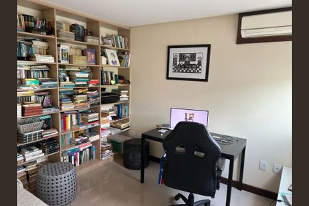 6_photo/94dcfbc0a1.2f15d505e37c7ac5-ATLAS-77c16c90-ebff-4abc-be25-41a105fc58d6.jpg de casa à venda com 5 quartos, 190m² em Sítio Cercado, Curitiba