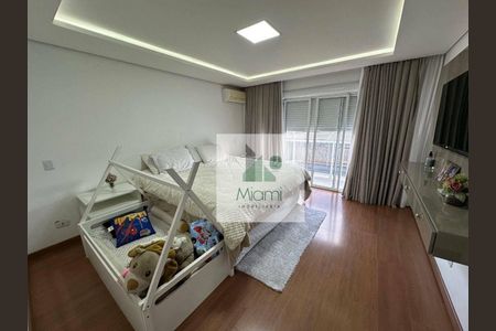 4_photo/94dcfbc0c1.11ceba12b51dba80-ATLAS-044c5dc3-27f5-4ac1-adec-c363e3e97081.jpg de casa à venda com 4 quartos, 300m² em Sítio Cercado, Curitiba