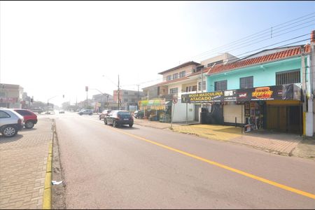 4_photo/94dcfbc0cb.a15548fc39b94e09-ATLAS-b9ebeb5a-9fa1-41c5-96c7-9a2abd983b8e.jpg de casa à venda com 4 quartos, 327m² em Sítio Cercado, Curitiba