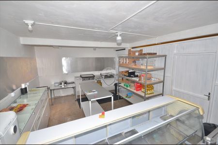 12_photo/94dcfbc0cb.a15548fc39b94e09-ATLAS-ff04a79b-9ebf-4cf6-8d39-5d5d55dfa980.jpg de casa à venda com 4 quartos, 327m² em Sítio Cercado, Curitiba