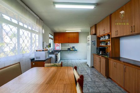 10_photo/94dcfbc0fd.be31b5bde481aac2-ATLAS-24936563-474d-4eac-84f9-d79fef39d378.jpg de casa à venda com 4 quartos, 510m² em Sítio Cercado, Curitiba