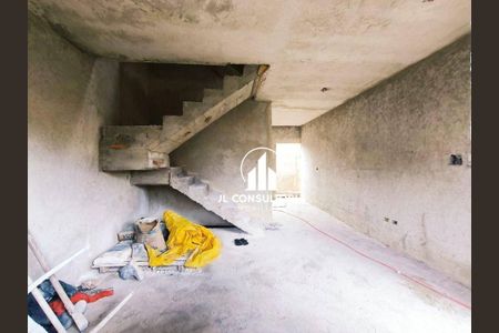 4_photo/94dcfbc1d5.cd944acf8b891d4b-ATLAS-03967875-7f30-4dce-9598-abb9afe32dd3.jpg de casa à venda com 4 quartos, 150m² em Sítio Cercado, Curitiba