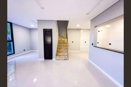 1_photo/94dcfbc291.eb4747a7722cd593-ATLAS-008010d6-a44c-42ee-a61a-749cff7ae5e1.jpg de casa à venda com 0 quarto, 135m² em Sítio Cercado, Curitiba