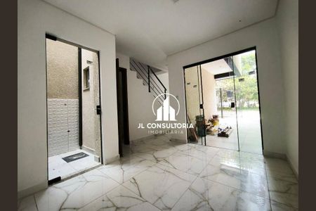 7_photo/94dcfbc4db.2f1b55aabc72b06f-ATLAS-020e1dda-0fef-41a2-9389-562b7a951683.jpg de casa à venda com 2 quartos, 56m² em Sítio Cercado, Curitiba