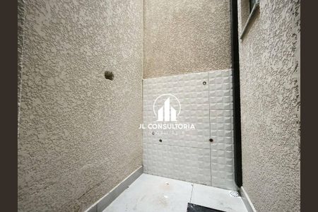 11_photo/94dcfbc4db.2f1b55aabc72b06f-ATLAS-6b33a263-229d-4f63-b422-cc9740f93cd9.jpg de casa à venda com 2 quartos, 56m² em Sítio Cercado, Curitiba