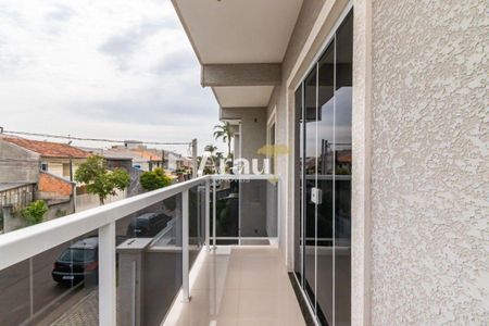 24_photo/94dcfbc61f.71d57c28792d37c8-ATLAS-c20928d8-060c-45d3-89a3-93377f2ff1aa.jpg de casa à venda com 4 quartos, 128m² em Sítio Cercado, Curitiba