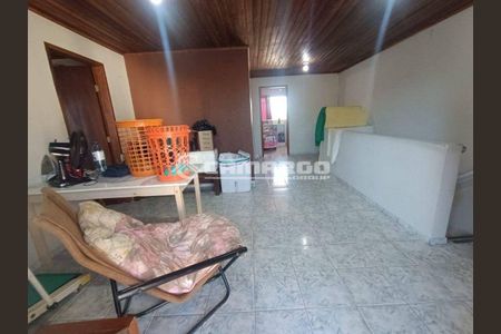 12_photo/94dcfbc64d.23c4224abaac78ed-ATLAS-02f57fbf-dec9-43f8-b439-dc5ae2e6a619.jpg de casa à venda com 3 quartos, 160m² em Sítio Cercado, Curitiba