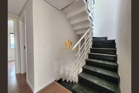 9_photo/94dcfbc6ed.afbd0fa05131723b-ATLAS-de8317df-7e7f-4965-a4b9-4ac353ef581f.jpg de casa à venda com 3 quartos, 126m² em Sítio Cercado, Curitiba