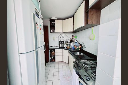 3_photo/94dcfbc835.0398b77f4d03ed89-ATLAS-3c47761e-e683-4d34-b216-d0ec165feb13.jpg de apartamento para alugar com 2 quartos, 46m² em Sítio Cercado, Curitiba