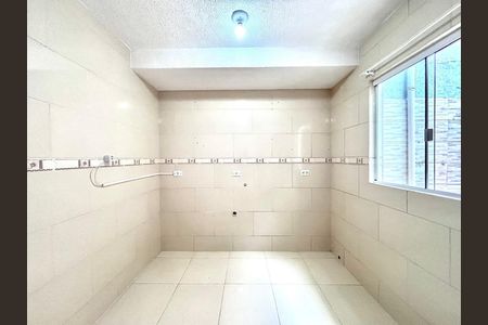 5_photo/94dcfbc893.c1dc00249eefaead-ATLAS-4b9552b1-a717-4005-9602-e9742360a50e.jpg de casa à venda com 3 quartos, 72m² em Sítio Cercado, Curitiba