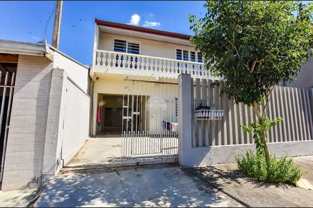 3_photo/94dcfbc8ab.7a69ff73eb43ff8d-ATLAS-a669955f-b953-4cdf-adb2-9730bd63f136.jpg de casa à venda com 4 quartos, 160m² em Sítio Cercado, Curitiba