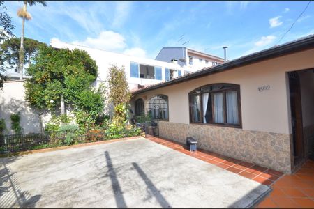 5_photo/94dcfbcc99.bf41b9459dc47d47-ATLAS-cc6ab600-ce2f-4692-ac1a-2d0c72f42e23.jpg de casa à venda com 5 quartos, 245m² em Alto Boqueirão, Curitiba