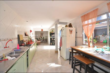 4_photo/94dcfbcc99.bf41b9459dc47d47-ATLAS-cfa04e59-9bf6-4f37-b44b-5c3d0a6724b1.jpg de casa à venda com 5 quartos, 245m² em Alto Boqueirão, Curitiba