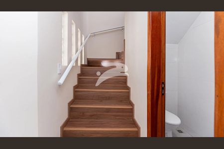 3_photo/94dcfbccbb.319f6eb615ebc31b-ATLAS-ea7f866e-bc06-493d-b92a-08857daea51f.jpg de casa à venda com 2 quartos, 86m² em Alto Boqueirão, Curitiba