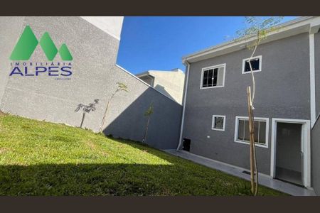 12_photo/94dcfbccbb.e1ad0ffcc7c9578f-ATLAS-1c7eddd3-7def-4b91-99cc-417894c66196.jpg de casa à venda com 2 quartos, 87m² em Alto Boqueirão, Curitiba