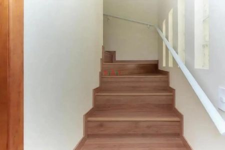 13_photo/94dcfbccbb.e1ad0ffcc7c9578f-ATLAS-55ae1f66-7feb-4525-8841-8dc5a3238d00.jpg de casa à venda com 2 quartos, 87m² em Alto Boqueirão, Curitiba