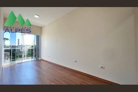 10_photo/94dcfbccbb.e1ad0ffcc7c9578f-ATLAS-b7d0c154-85b3-4d47-beb1-4e775a289534.jpg de casa à venda com 2 quartos, 87m² em Alto Boqueirão, Curitiba