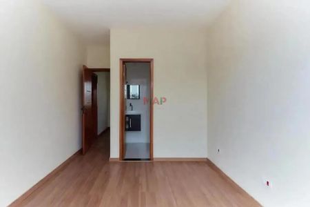 14_photo/94dcfbccbb.e1ad0ffcc7c9578f-ATLAS-e605db47-9440-43e0-bb5d-7675868dbd89.jpg de casa à venda com 2 quartos, 87m² em Alto Boqueirão, Curitiba