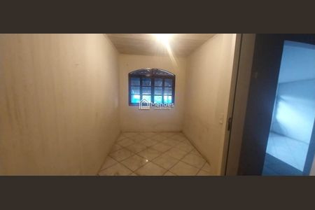 10_photo/94dcfbce3b.4f01e810a805cb87-ATLAS-0115d100-7f46-409a-966a-90626d8fa3be.jpg de casa à venda com 2 quartos, 70m² em Ganchinho, Curitiba