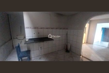 13_photo/94dcfbce3b.4f01e810a805cb87-ATLAS-4443cd38-9618-4800-a7f6-e463617ff37b.jpg de casa à venda com 2 quartos, 70m² em Ganchinho, Curitiba