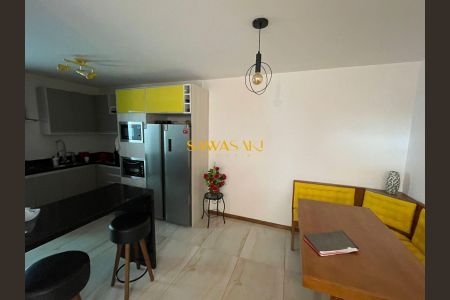 11_photo/94dcfbce95.8ae1cb5ed2a1280b-ATLAS-9f9ca5a8-4bdc-4d4d-8d65-3bb006c2fa3e.jpg de casa à venda com 3 quartos, 256m² em Sítio Cercado, Curitiba