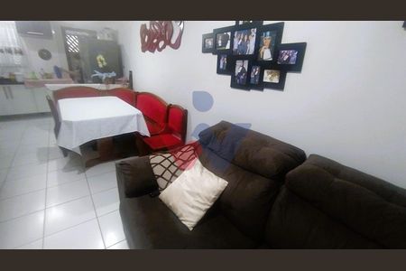 5_photo/94dcfbcf87.732b7fd8aaa5f07d-ATLAS-2aff68c9-8abb-4db1-8db0-fe30e70bb873.jpg de casa à venda com 2 quartos, 80m² em Sítio Cercado, Curitiba