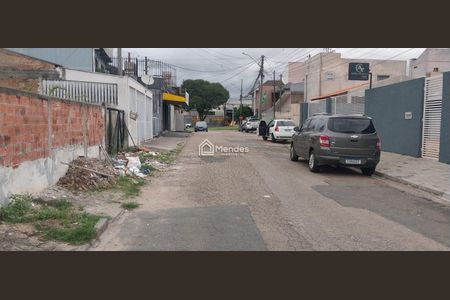 5_photo/94dcfbd1c9.1987c265c069de70-ATLAS-ca061e1a-0394-4203-b2ff-bf1717ae8515.jpg de casa à venda com 2 quartos, 160m² em Sítio Cercado, Curitiba