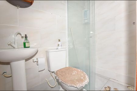 10_photo/94dcfbd56b.e98a0441d5514113-ATLAS-aa018f53-8780-40cf-a960-270e65a32e2f.jpg de casa à venda com 2 quartos, 36m² em Ganchinho, Curitiba