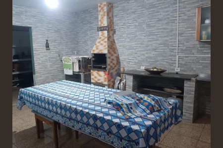 5_photo/94dcfbd65b.9c5959cca0926d06-ATLAS-296547ce-14a3-4af3-a8a1-4a88e2d0d2cd.jpg de casa à venda com 4 quartos, 71m² em Ganchinho, Curitiba