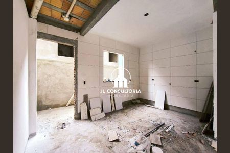 5_photo/94dcfbd717.b6f7ef08af7ae403-ATLAS-99dd7809-2efd-4f13-bce7-a89cce77b594.jpg de casa à venda com 2 quartos, 70m² em Ganchinho, Curitiba