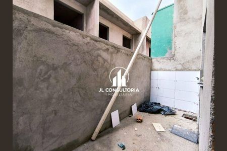 8_photo/94dcfbd717.b6f7ef08af7ae403-ATLAS-fb851884-8813-4d2c-b4a4-09e7f274eac1.jpg de casa à venda com 2 quartos, 70m² em Ganchinho, Curitiba