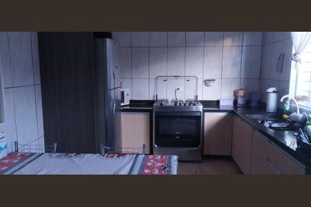 13_photo/94dcfbd835.bb2cfda027800a9a-ATLAS-c8d740ae-9407-4b18-9c1c-dc4df49ea1f4.jpg de casa à venda com 2 quartos, 90m² em Ganchinho, Curitiba