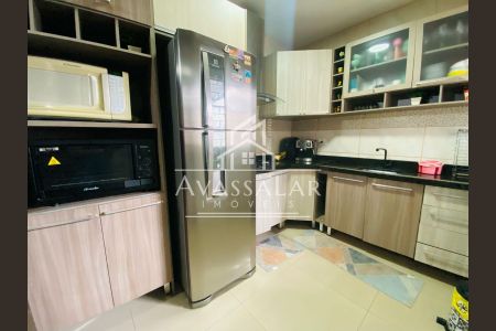 4_photo/94dcfbd843.6f3426350093cd90-ATLAS-1ad3de46-39cf-41dc-b04f-4cc3dbfac5ef.jpg de casa à venda com 2 quartos, 45m² em Ganchinho, Curitiba