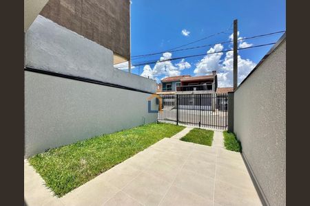 3_photo/94dcfbd855.a9d0ac35aacb7323-ATLAS-8d6a5478-e8a3-4b1a-a331-d42735639337.jpg de casa à venda com 2 quartos, 90m² em Ganchinho, Curitiba