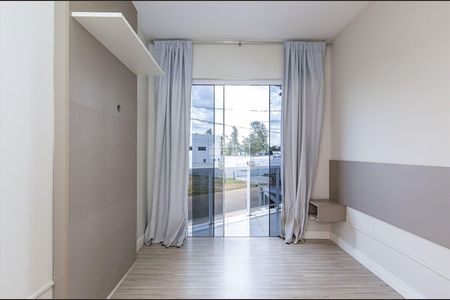 14_photo/94dcfbd8d5.adbb37f92a381176-ATLAS-d8c7a7e0-41c7-4d34-aa92-bb4455c823bb.jpg de casa à venda com 3 quartos, 75m² em Ganchinho, Curitiba