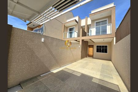 6_photo/94dcfbd8df.2008f600ea595daf-ATLAS-d6a0568b-9787-4fcb-bf83-cf10bc1467f2.jpg de casa à venda com 3 quartos, 90m² em Ganchinho, Curitiba