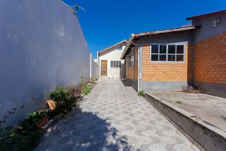 3_photo/94dcfbd96f.0e5883cd31689f99-ATLAS-515eee36-6a8a-405d-8d9b-8c5f6f519b04.jpg de casa à venda com 3 quartos, 108m² em Ganchinho, Curitiba