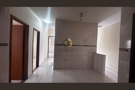 19_photo/94dcfbd96f.0e5883cd31689f99-ATLAS-623bf59f-aa77-4cfd-9e8c-9acdea3a69b3.jpg de casa à venda com 3 quartos, 120m² em Ganchinho, Curitiba