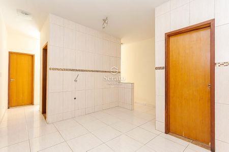 10_photo/94dcfbd96f.0e5883cd31689f99-ATLAS-d98f8c1b-e7e5-4d46-adf5-a78b76d27de3.jpg de casa à venda com 3 quartos, 108m² em Ganchinho, Curitiba