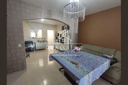 8_photo/94dcfbd9cf.d29dabce143984c2-ATLAS-665465de-0061-40ab-a863-e8e4af79e9f7.jpg de casa à venda com 3 quartos, 200m² em Ganchinho, Curitiba