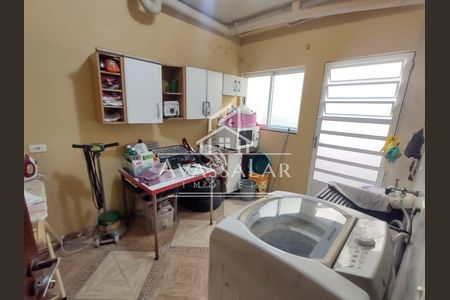9_photo/94dcfbd9cf.d29dabce143984c2-ATLAS-d7415d20-78a5-4473-901b-87d445a9e537.jpg de casa à venda com 3 quartos, 200m² em Ganchinho, Curitiba