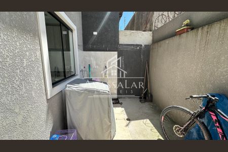 8_photo/94dcfbd9d1.a35d824f3af3fba0-ATLAS-1e4c096c-2715-42fa-94ef-8c48c3ef8e7c.jpg de casa à venda com 2 quartos, 72m² em Ganchinho, Curitiba