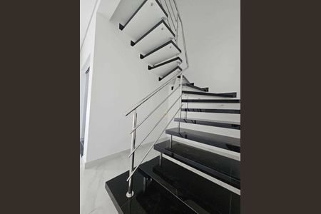 15_photo/94dcfbda15.6021fdf6f9fccfd2-ATLAS-8a2ccd71-4980-4d95-a08a-7271b287b571.jpg de casa à venda com 3 quartos, 82m² em Sítio Cercado, Curitiba