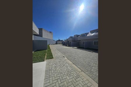 5_photo/94dcfbda15.e39f8c2ed93164cd-ATLAS-46d379cd-c178-423c-a56b-8decf89ca889.jpg de casa à venda com 3 quartos, 76m² em Sítio Cercado, Curitiba