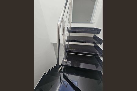 4_photo/94dcfbda15.e39f8c2ed93164cd-ATLAS-9c740e77-d2a3-4a36-a8f4-a47449b85a3d.jpg de casa à venda com 3 quartos, 76m² em Sítio Cercado, Curitiba